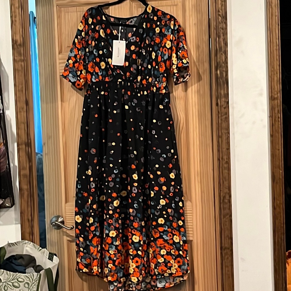 NWT Bloomchic Dress Size 12